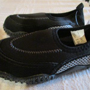 New Air Walk Water Sock Black Size 9 Kids